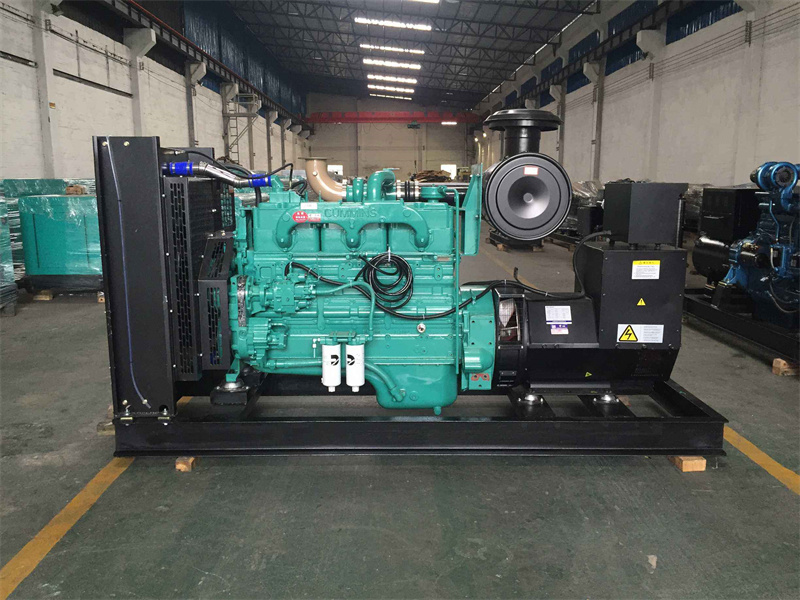 阿勒泰柴油发电机组过载运行时降低转速有哪些注意事项？