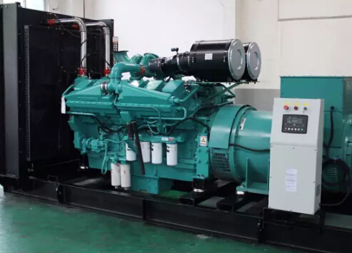 阿勒泰发电机如何选择合适的除垢剂来清洗水冷式机油散热器？